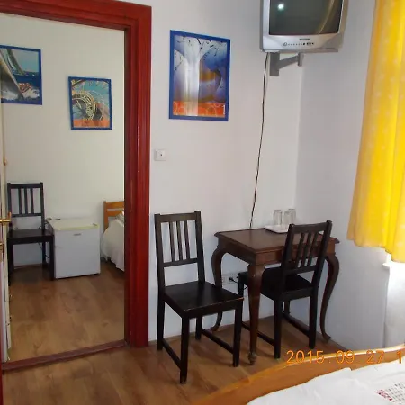 Hungaria Guest house 2*
