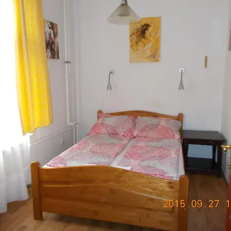 Guest house Hungaria 2*