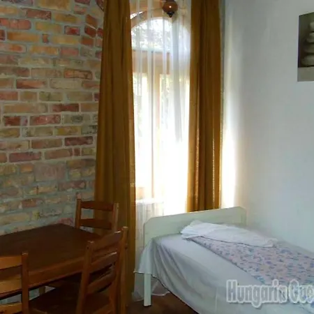 Гостевой дом Hungaria 2*