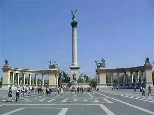 Konukevi Hungaria 2*