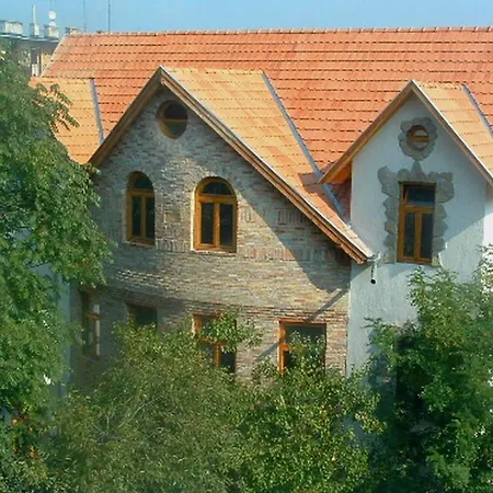 Hungaria Konukevi Budapeşte